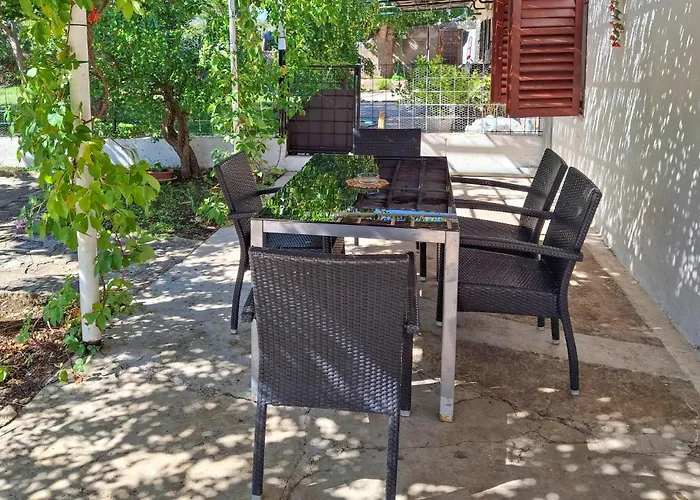 In With Kitchen Vikendica